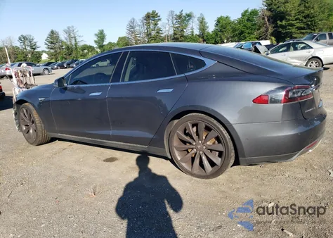 2014 Tesla Model S из США, поврежденный, VIN 5YJSA1H13EFP55810